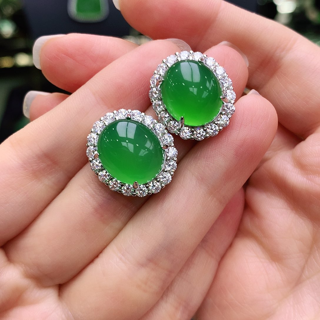 玛瑙/玉髓银S925镶嵌耳钉