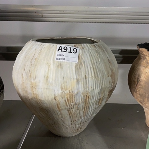 陶瓷刘*姐哇塞小珑福利花瓶A919