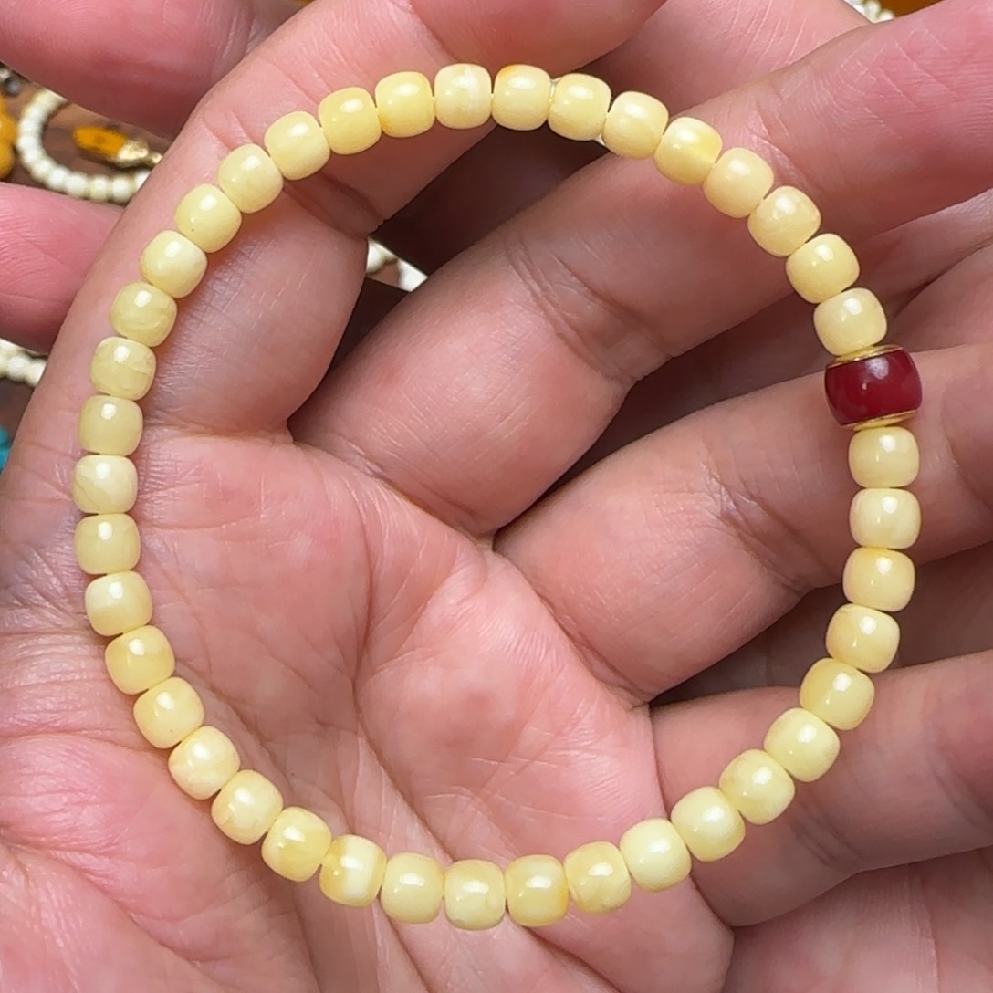 未镶嵌琥珀珠宝奇石5咪