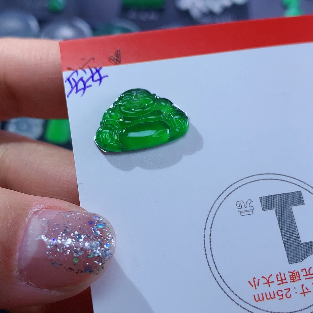 翡翠颈饰未镶嵌天然翡翠高冰佛公