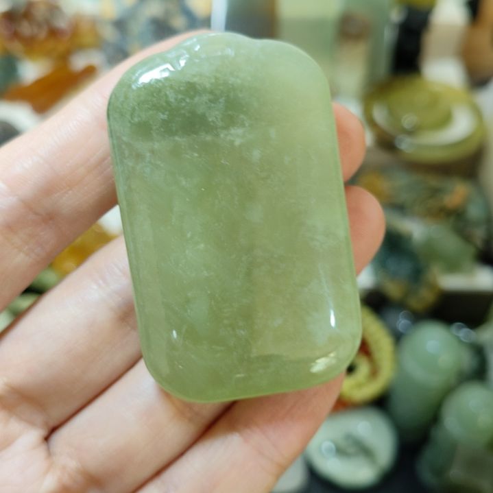岫玉未镶嵌挂坠款式
