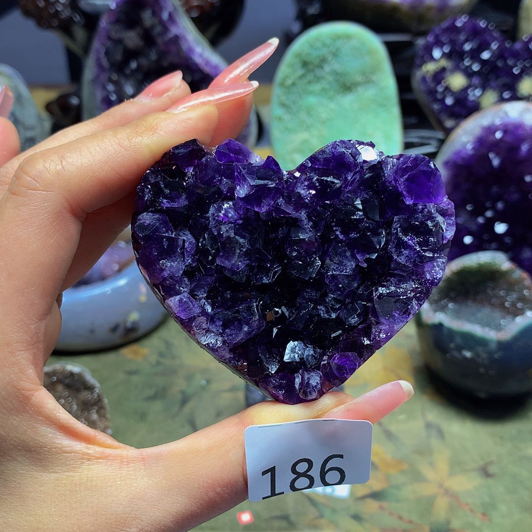 紫晶大型摆件（非配饰）未镶嵌