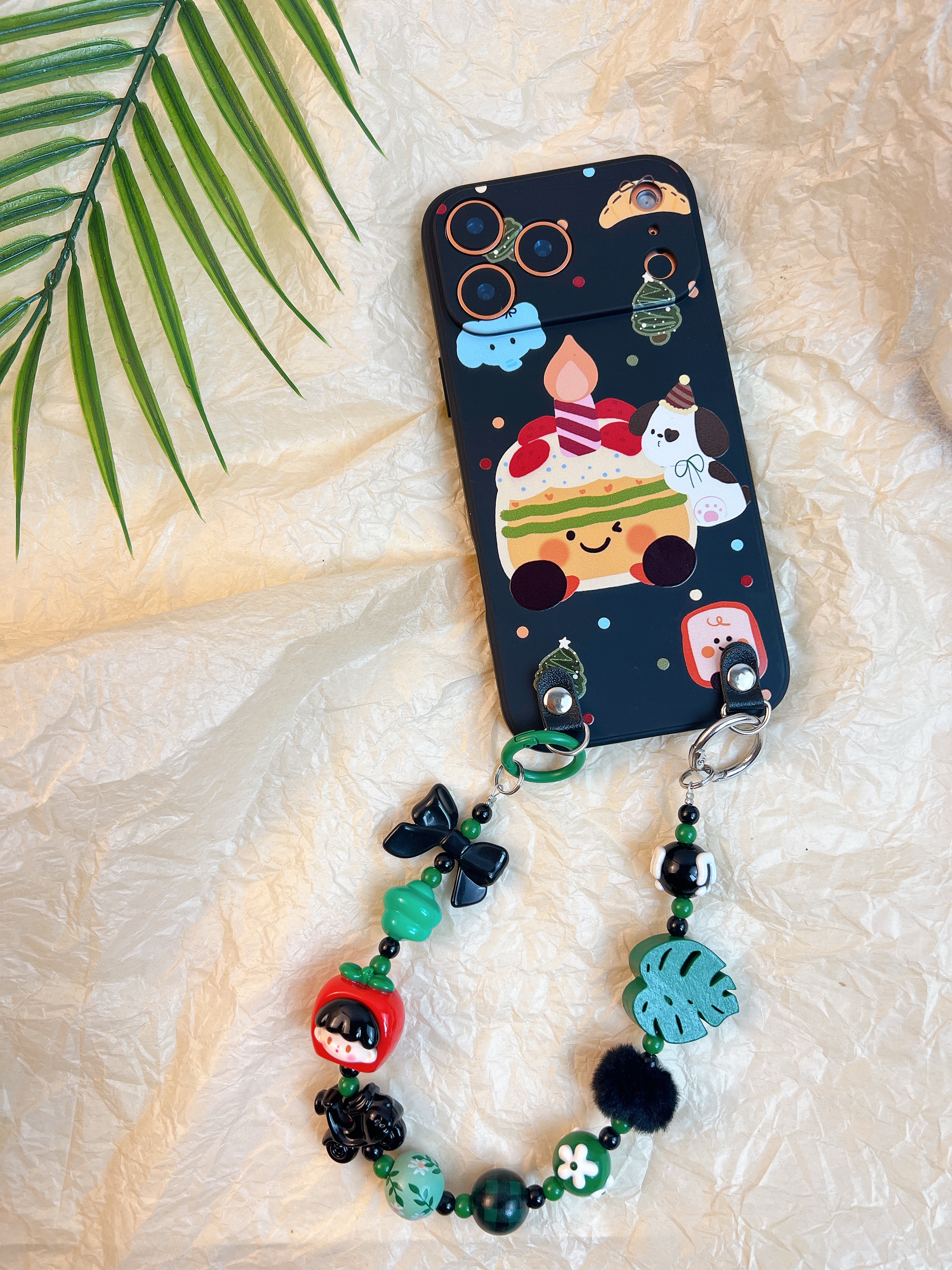 原创硅胶圣诞蛋糕红绿串珠手提链适用华为mate80pro手机壳