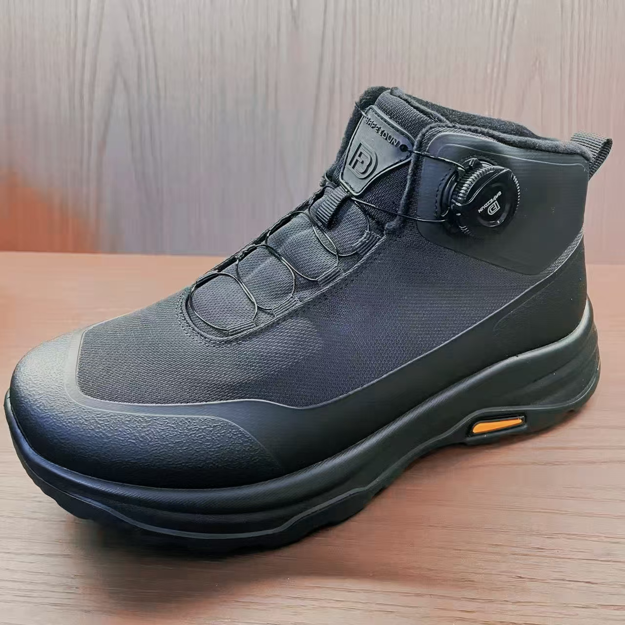 广州秋冬爆款保暖运动加棉男鞋休闲防滑软底980655