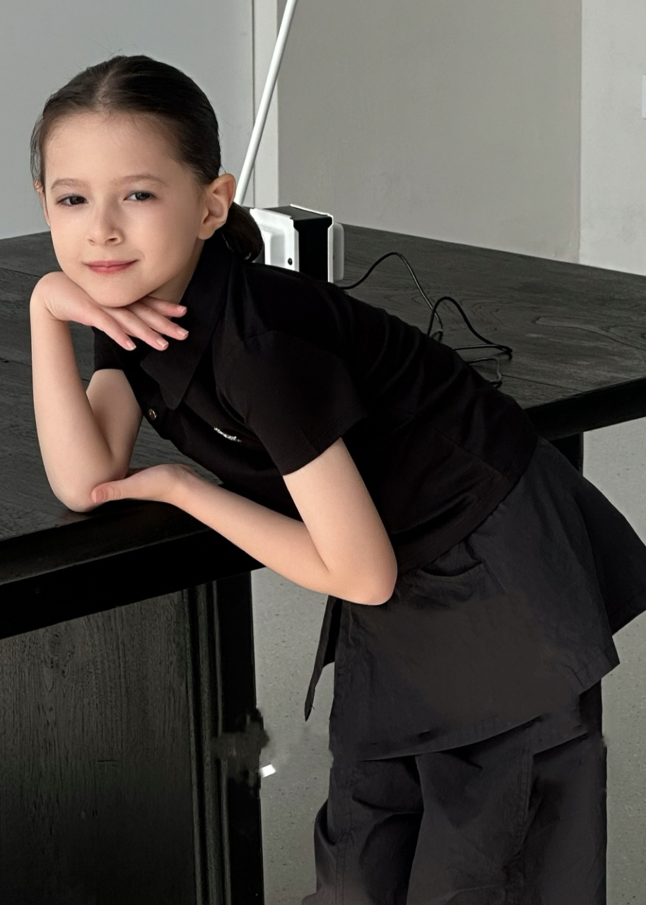 常规纯色见详情方领B级吸汗女T恤上衣女童亲子中大童