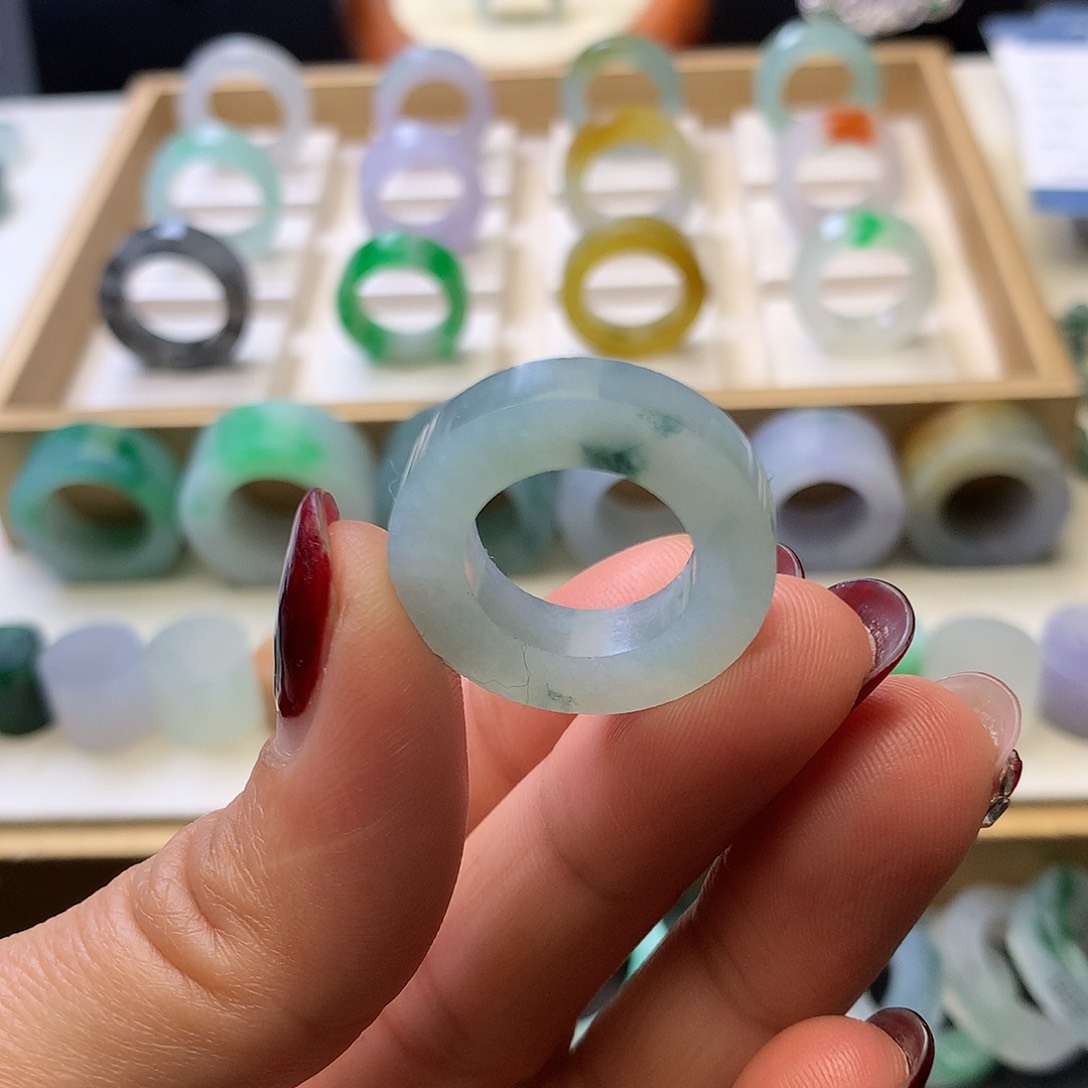 定制翡翠未镶嵌翡翠戒指9/16