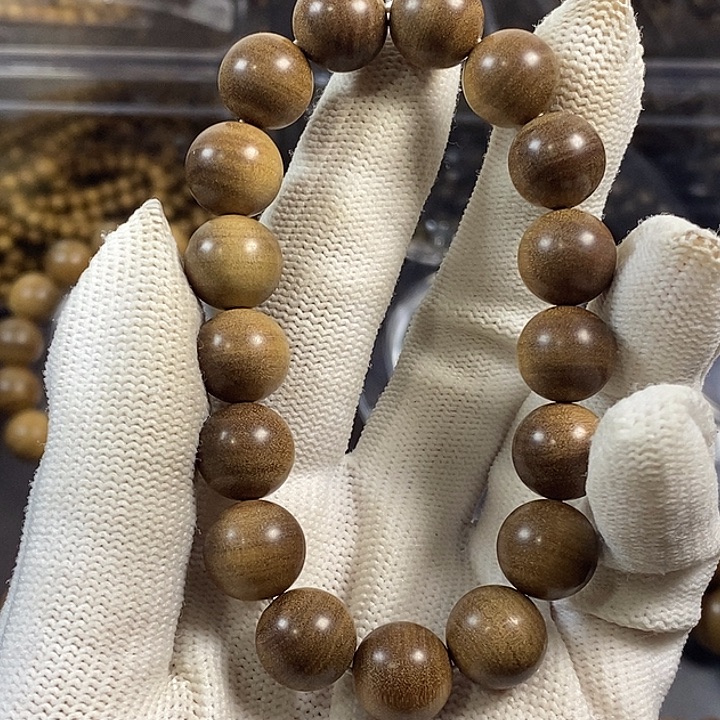 檀香木迈索尔老山檀1.2双百年雕花料横纹