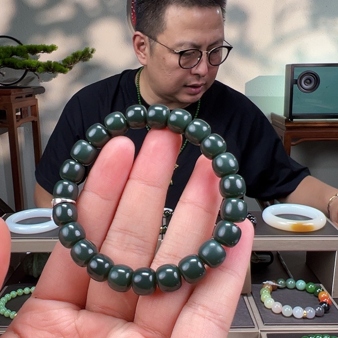 和田玉未镶嵌手链卡10mm