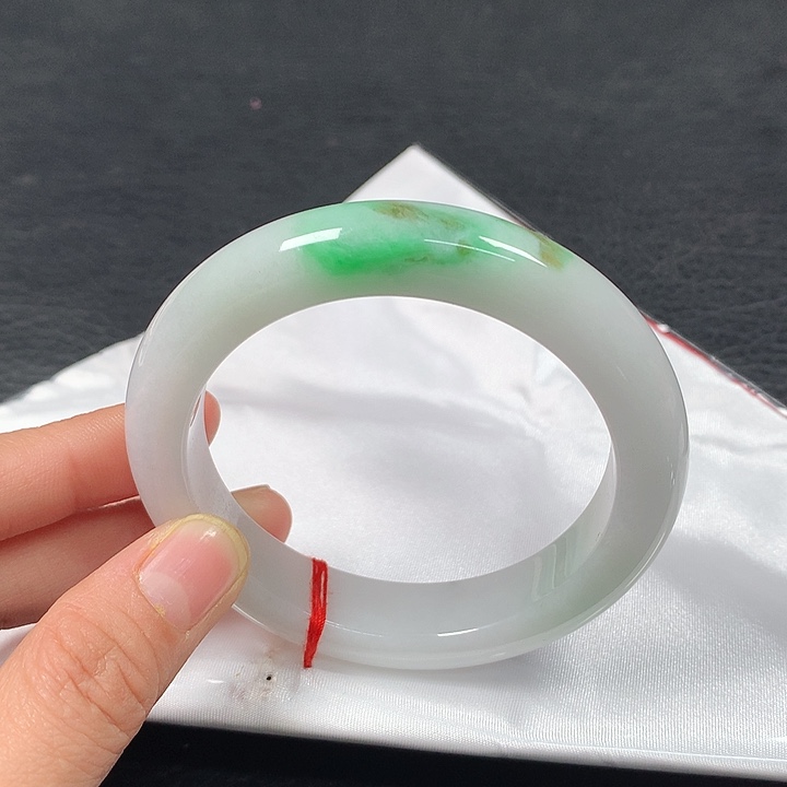 未镶嵌手镯翡翠58圈