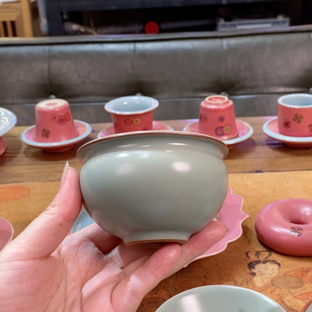 朱砂胎豆青缸杯 不开片