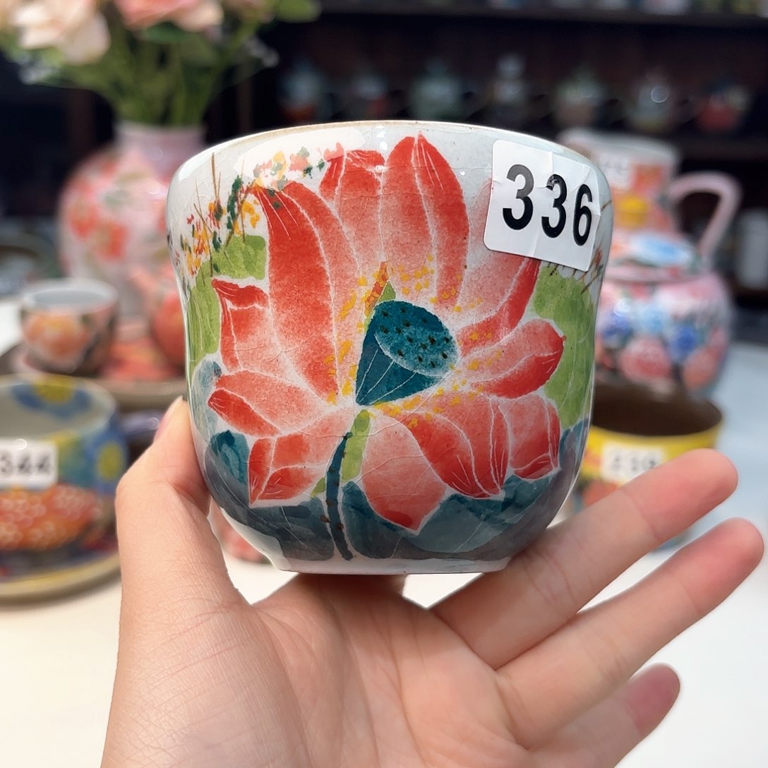 瓷片兔兔好可爱呀打