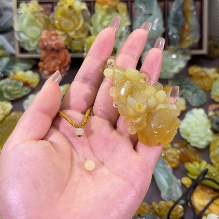 未镶嵌蛇纹石玉颈饰释***8随机发