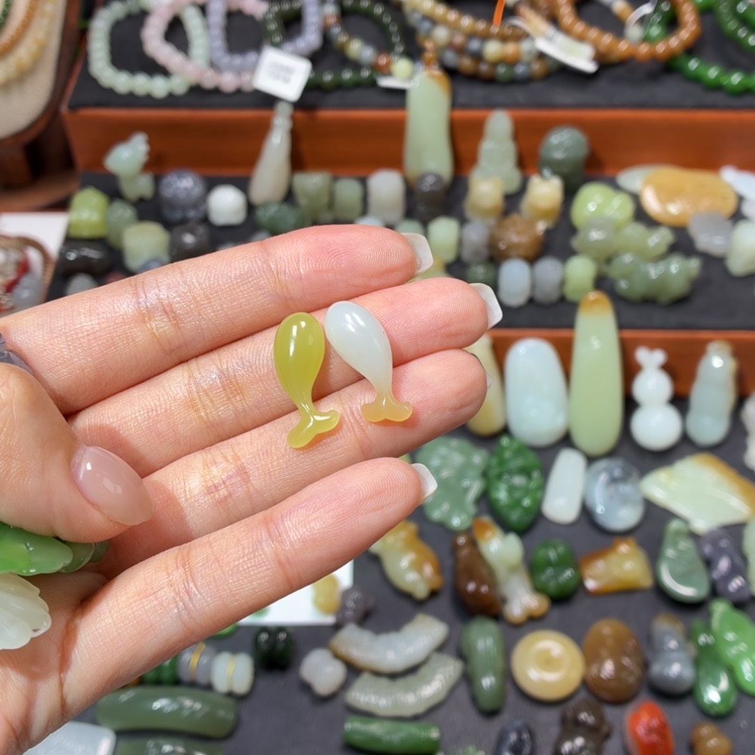 多***o和田玉未镶嵌手链