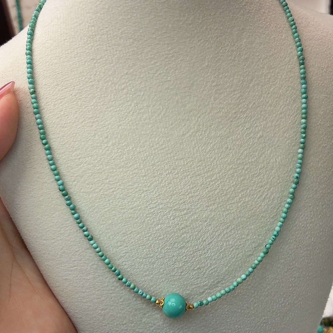 18K金镶嵌绿松石颈饰
