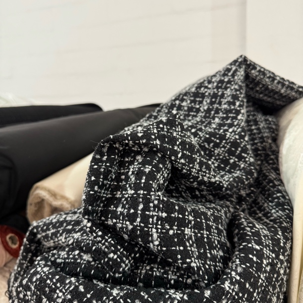 42 高端粗纺色织黑白格小香风春秋上衣外套马甲裙子面料加衬3米价