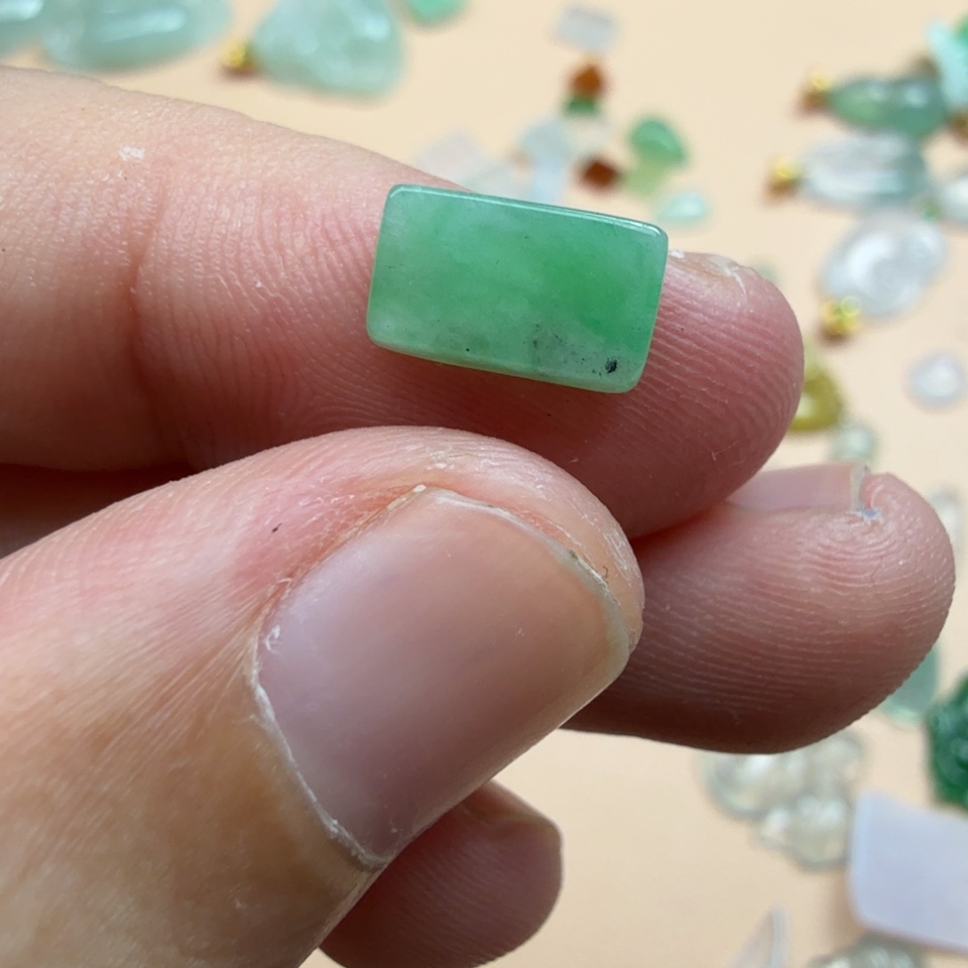 阿***风翡翠未镶嵌颈饰91