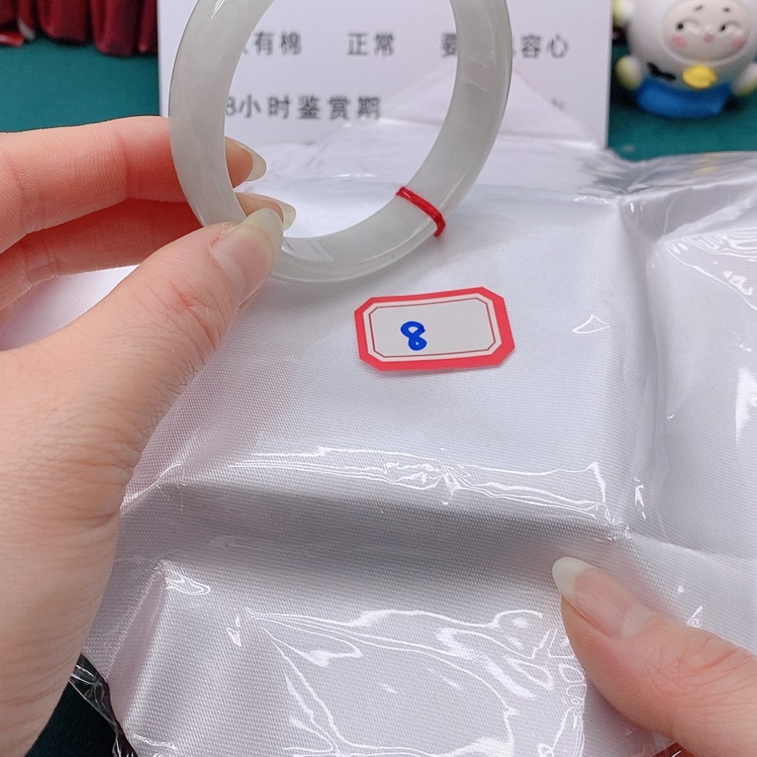 翡翠手镯未镶嵌文*088888888