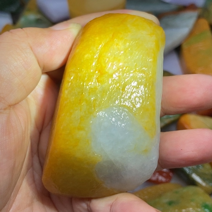 翡翠挂件未镶嵌缅甸翡翠