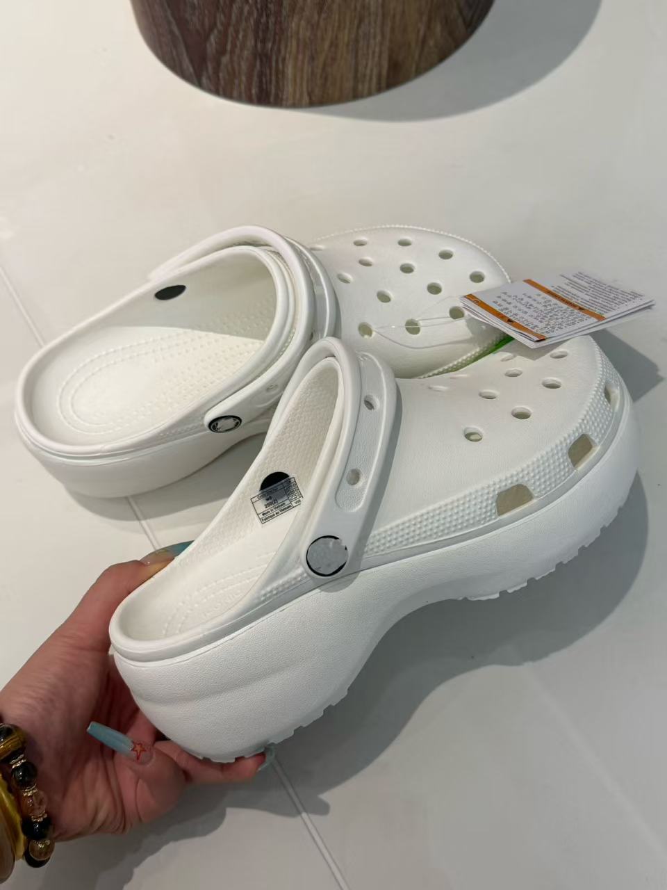 【重磅原单】(经典云朵款增高 4cm)洞洞鞋夏季厚底增高女款轻便沙滩