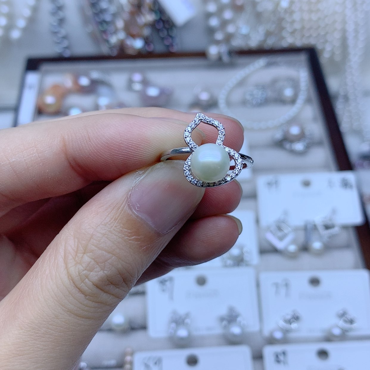 【闪购商品】银S925镶嵌戒指淡水珍珠