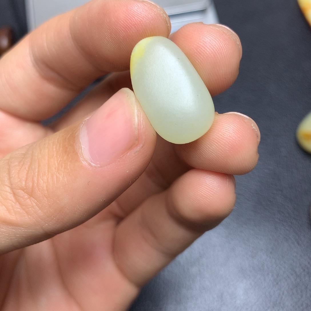 和田玉未镶嵌摆件