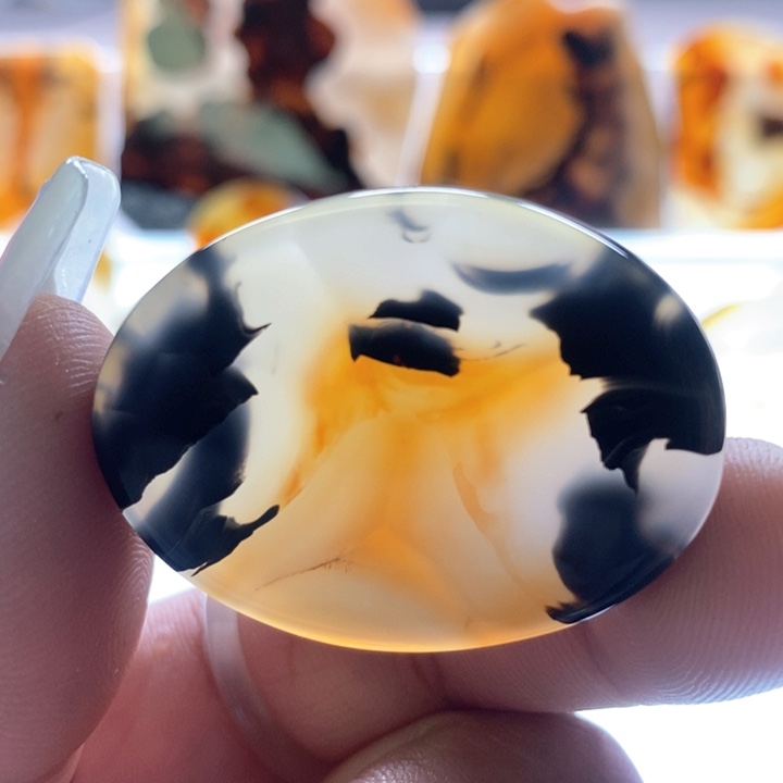 玛瑙/玉髓颈饰未镶嵌