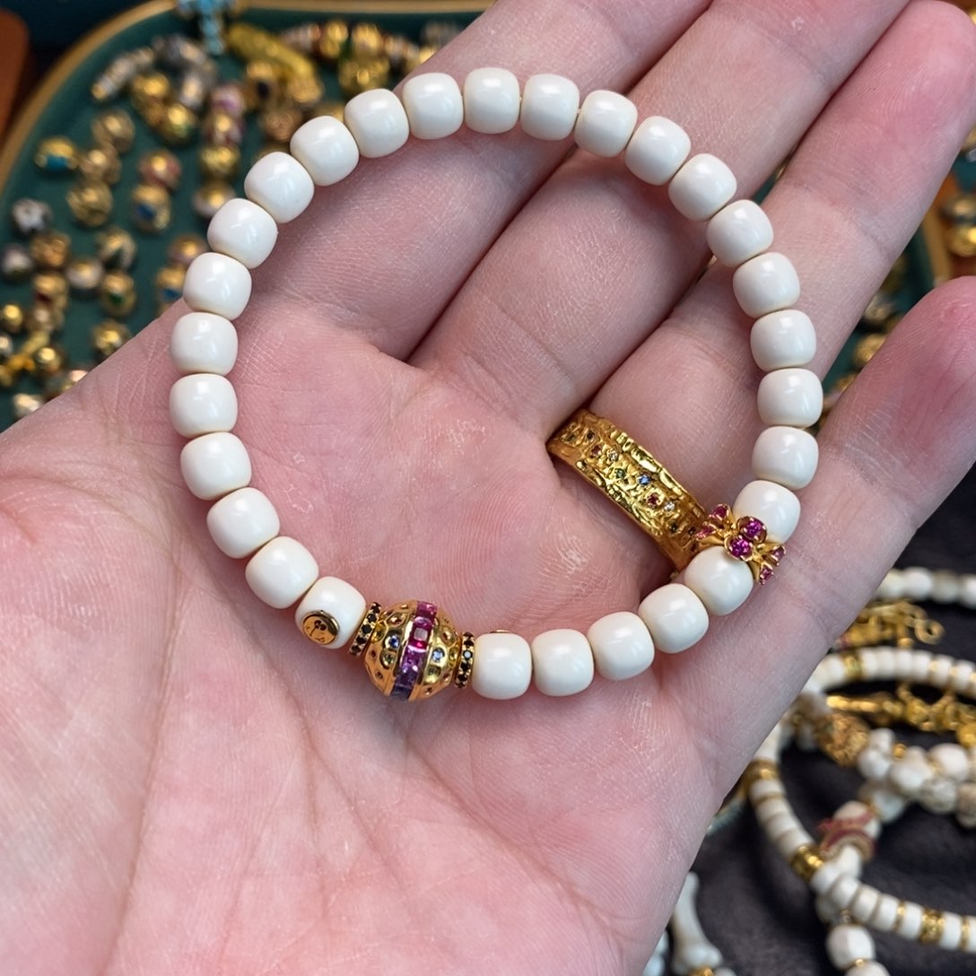 合成立方氧化锆手链足金镶嵌