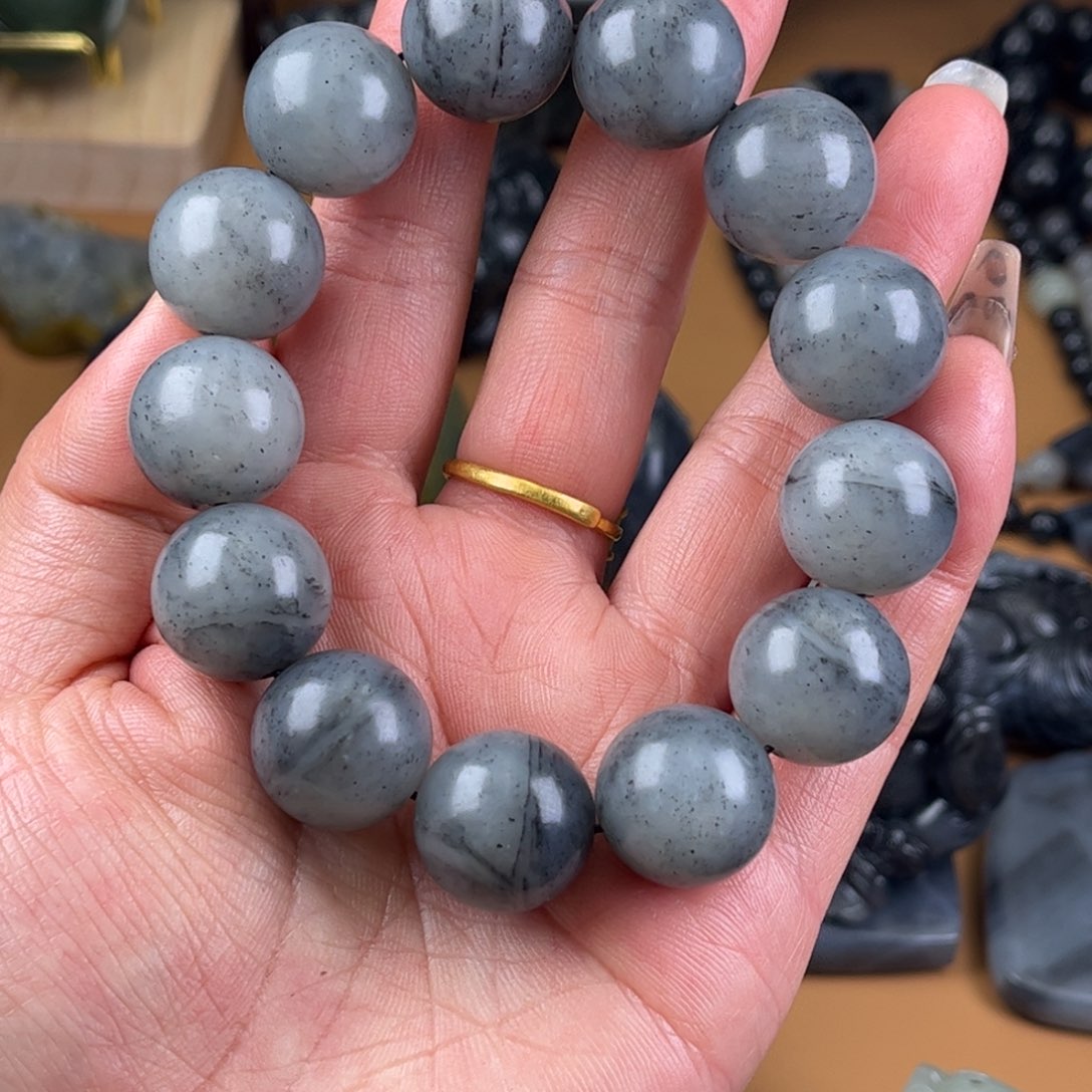 和田玉颈饰未镶嵌北*星