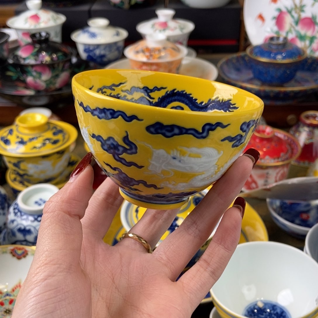 陶瓷艺术家的作品是一种