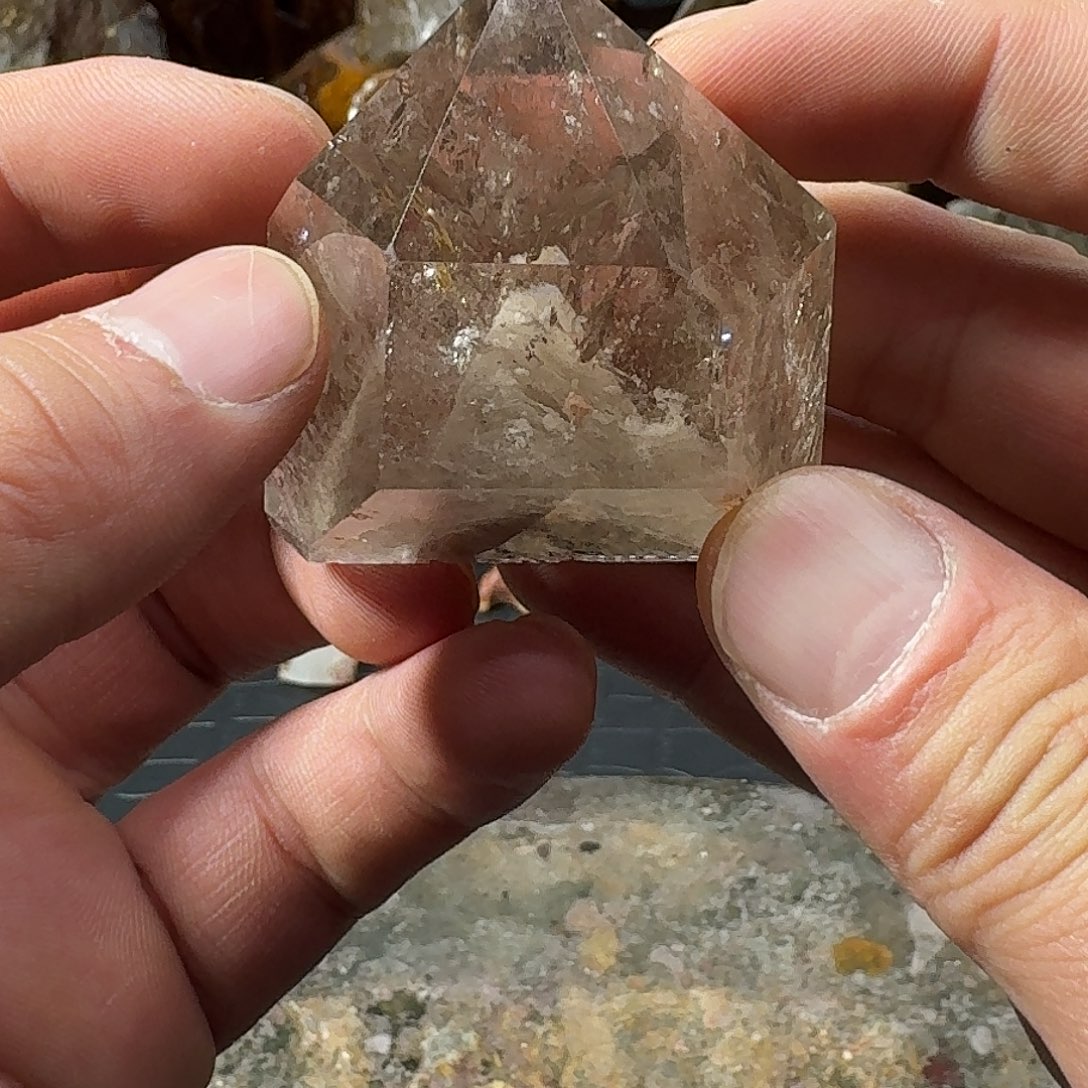 未镶嵌水晶珠宝半成品