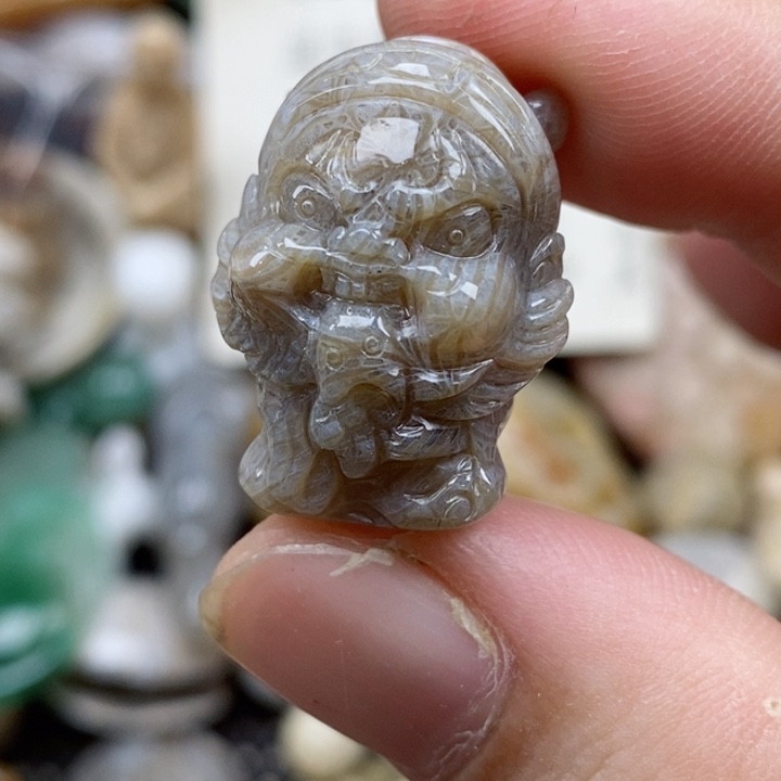 硅化珊瑚（珊瑚玉）未镶嵌颈饰