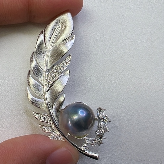 未镶嵌胸针拼合珍珠（马贝珠）