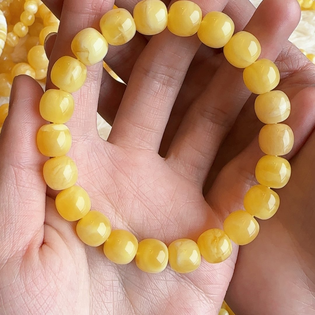 蜜蜡裸石未镶嵌蜜蜡