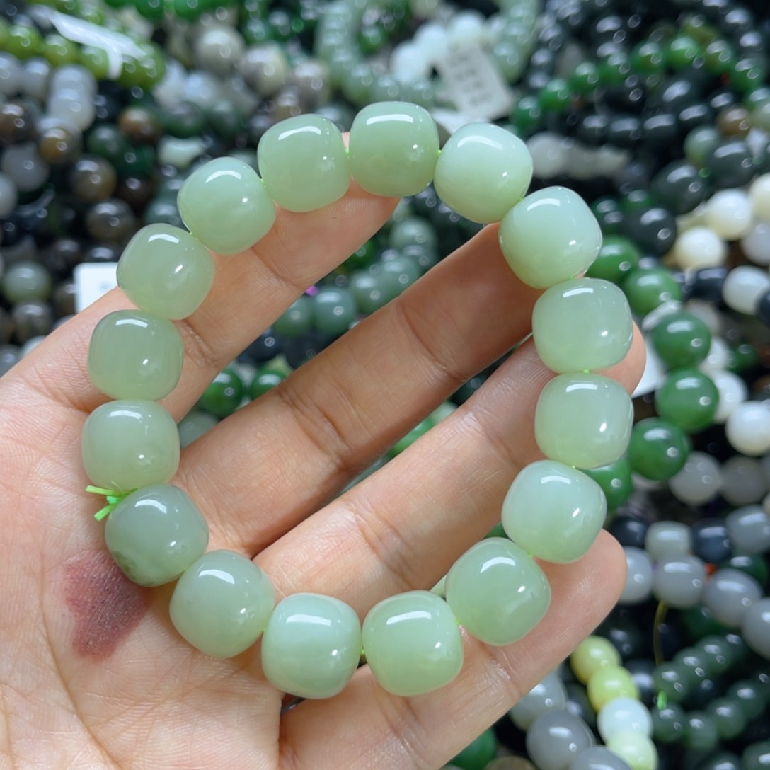 未镶嵌手链和田玉