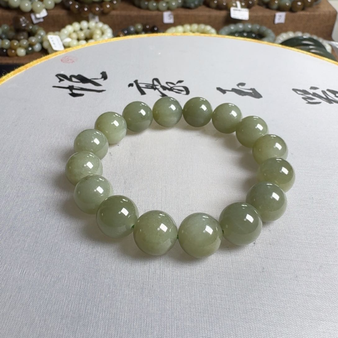 和田玉手链未镶嵌西*?