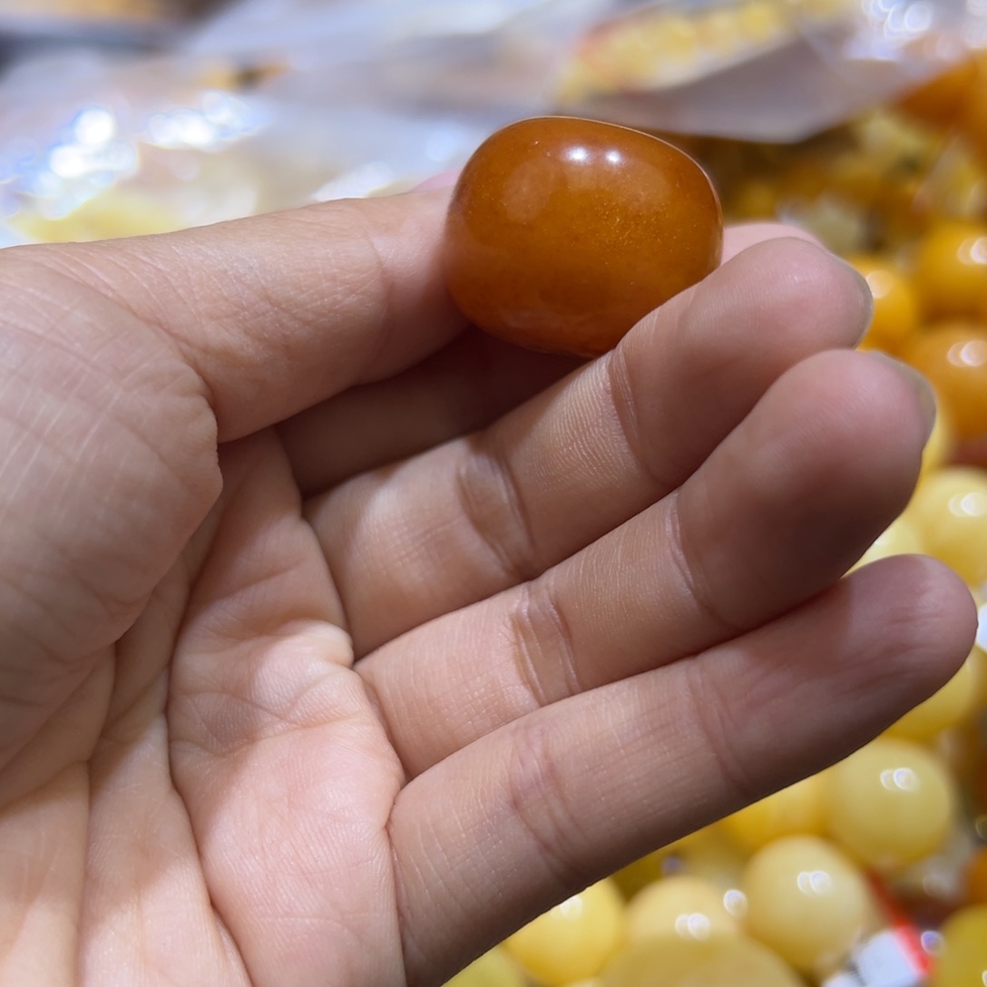 琥珀珠宝奇石未镶嵌