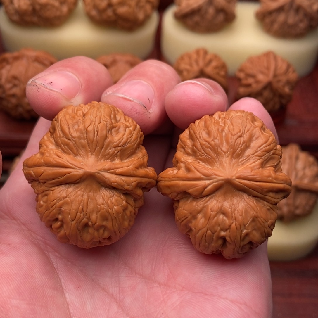 桃核把件粗筋元宝39