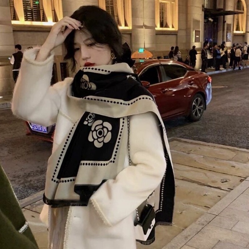 Love is long【绵羊毛山茶花】高级百搭围巾女小香风山茶花保暖披肩