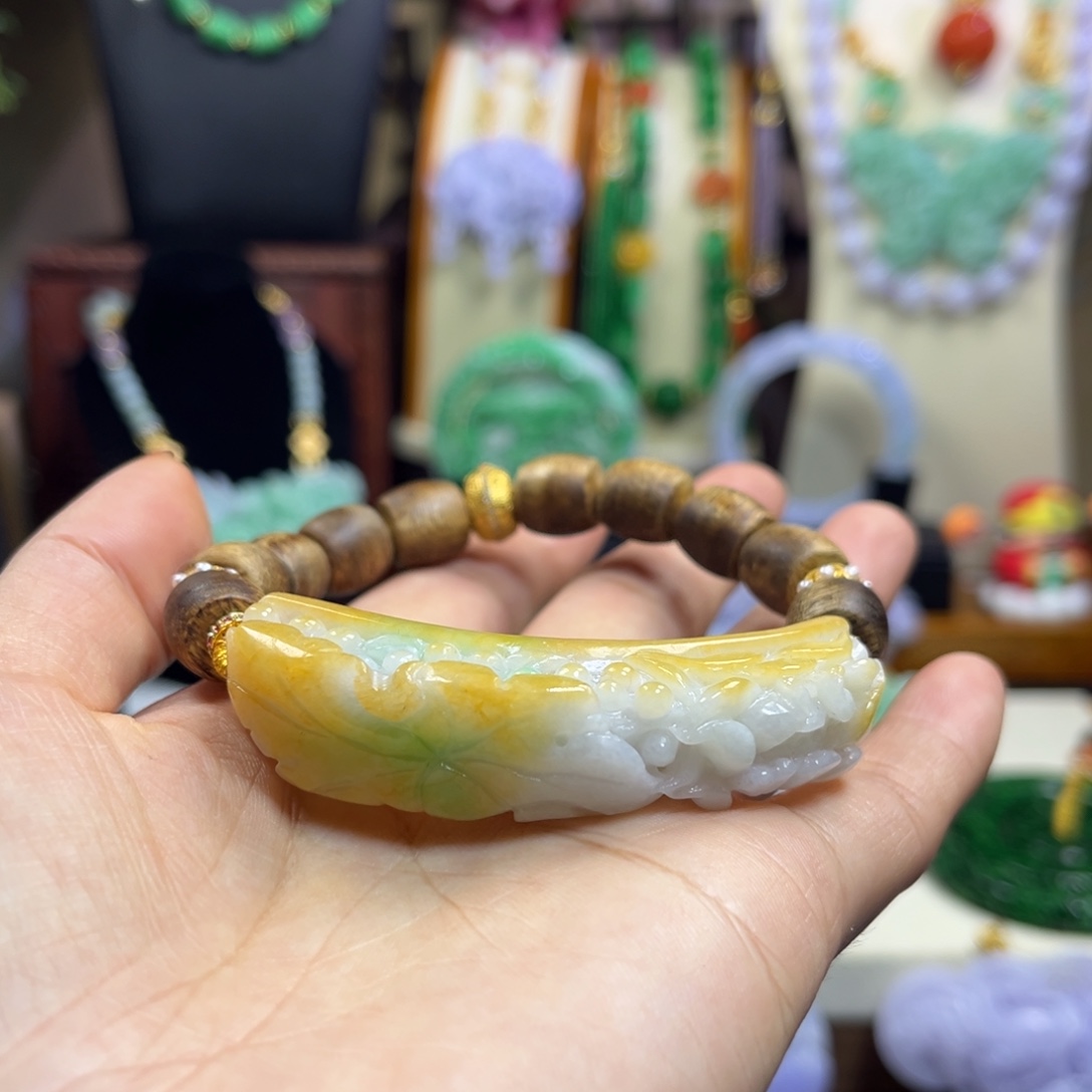 翡翠未镶嵌颈饰天然翡翠