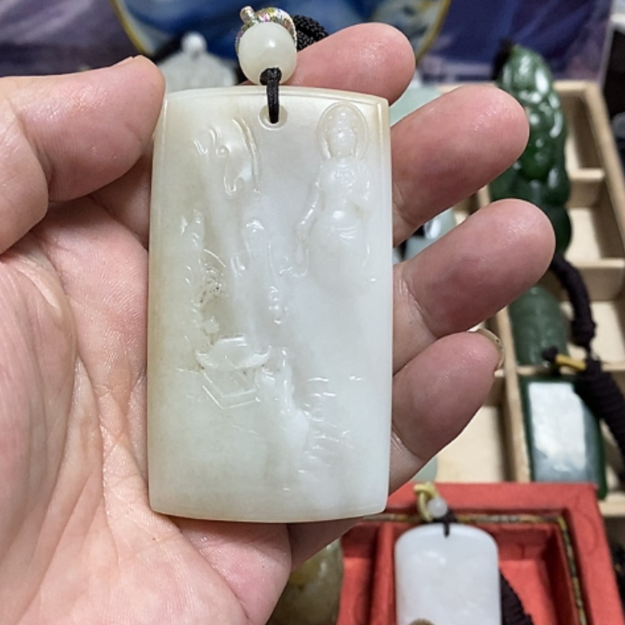 【闪购商品】和田玉颈饰未镶嵌尊*?