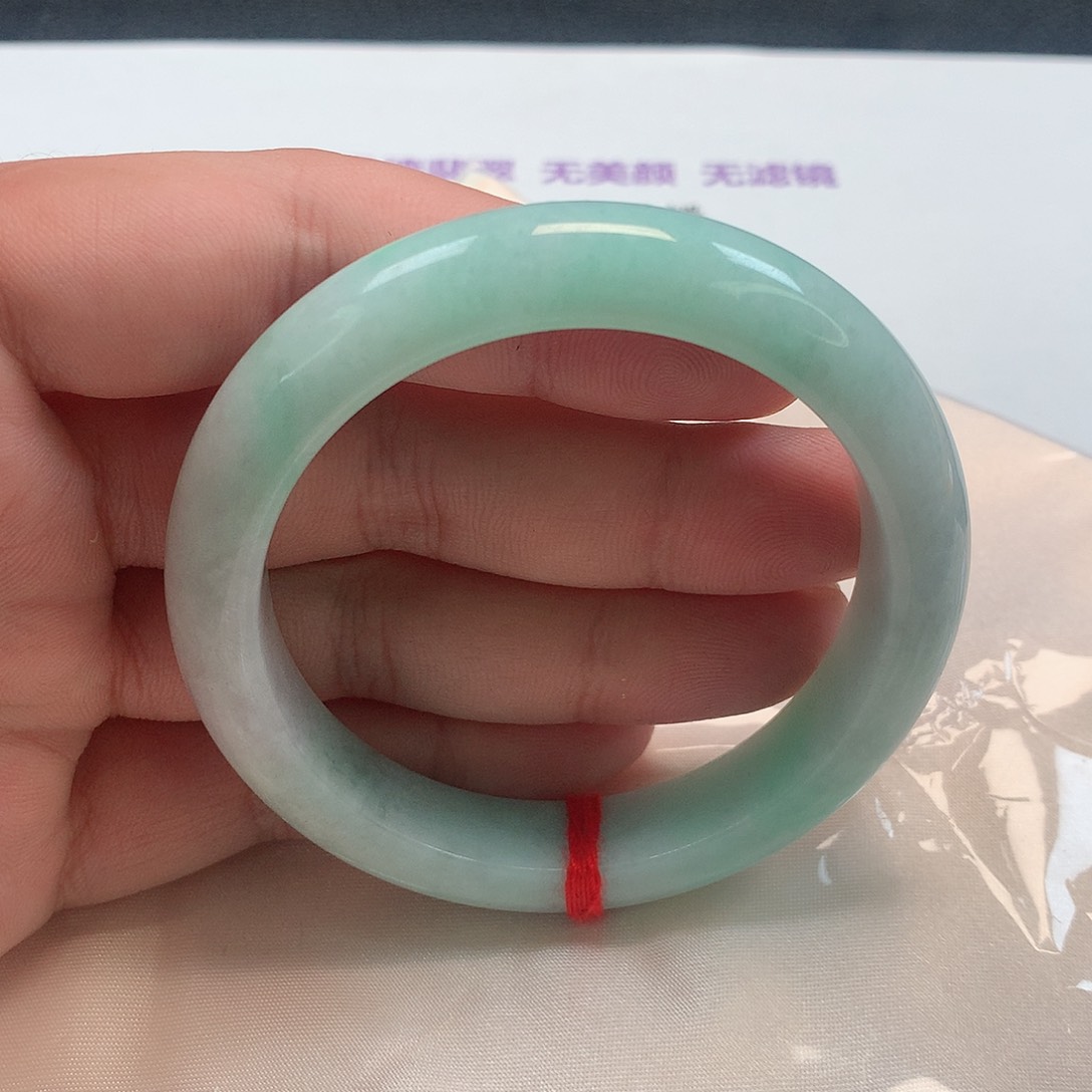 翡翠手镯未镶嵌259号