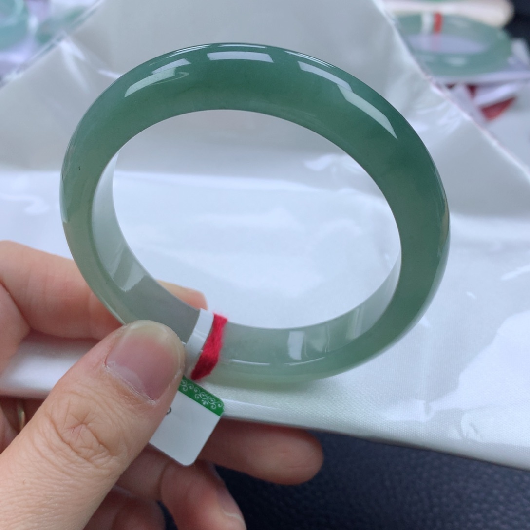 翡翠手镯未镶嵌55➕