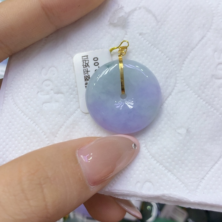 颈饰18K金镶嵌翡翠