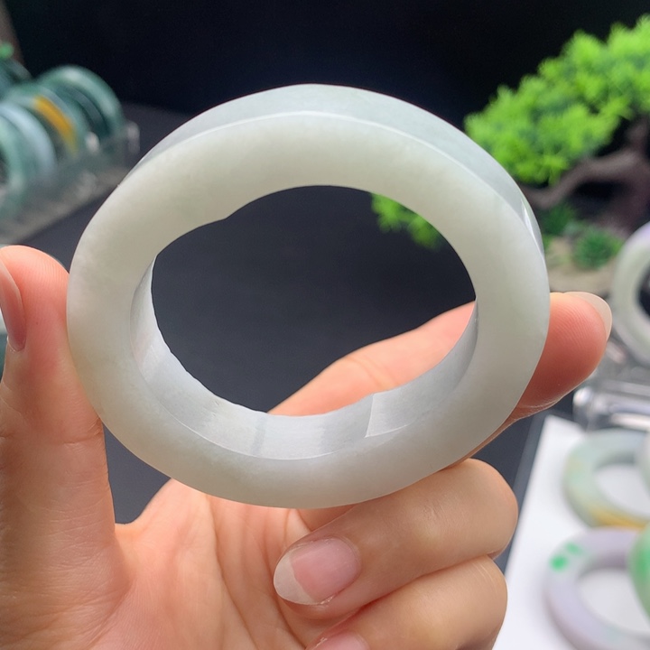 定制翡翠正未镶嵌