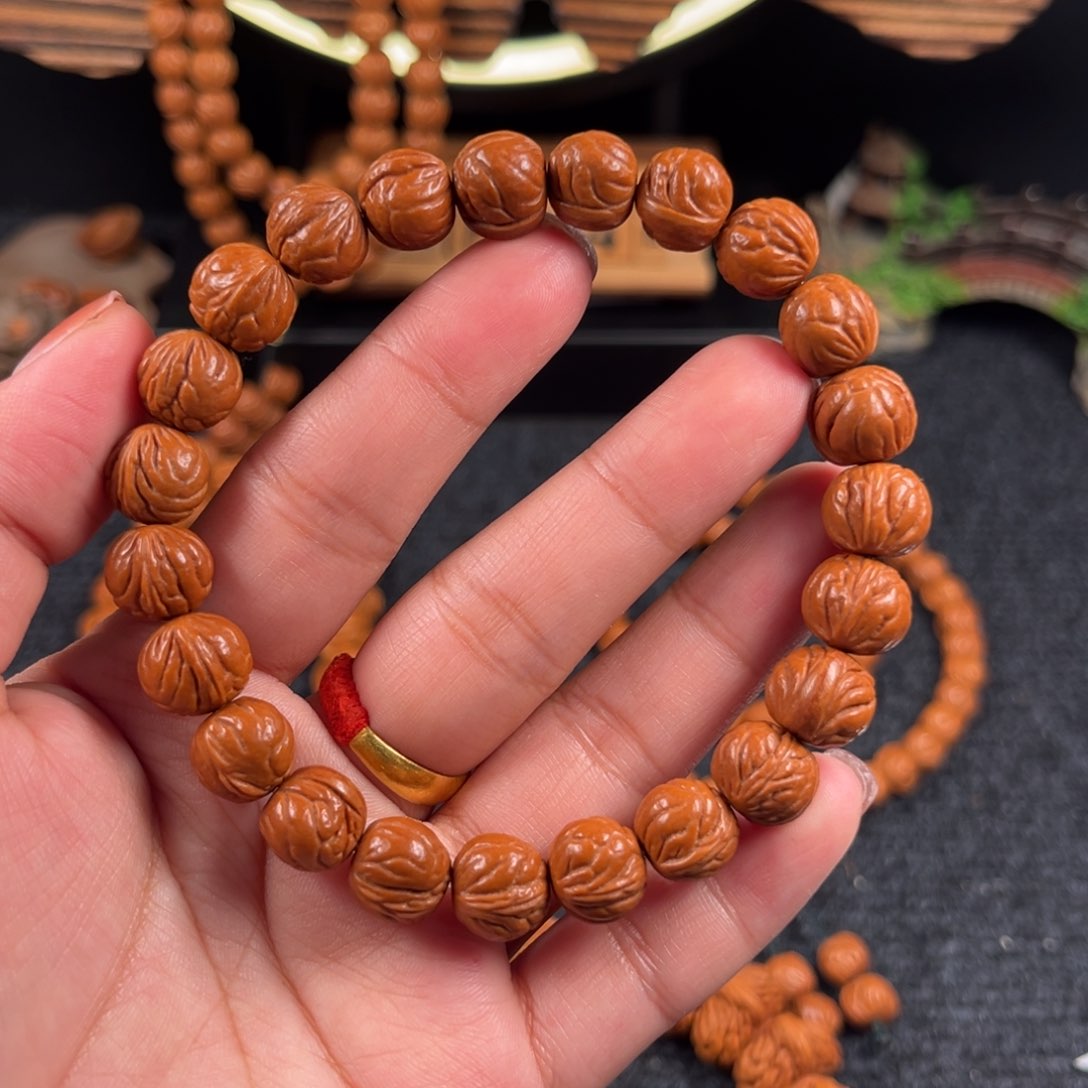 桃核手串F18链接手串