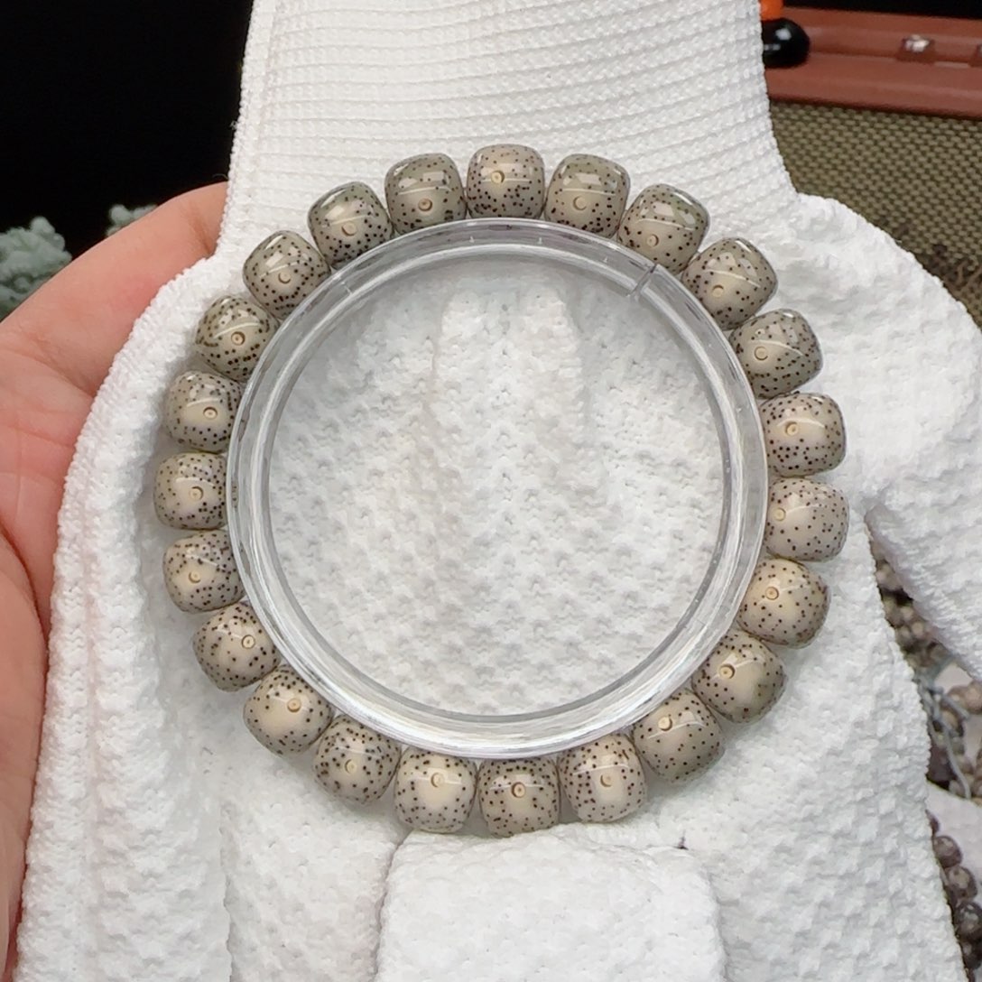 星月菩提手串果冻针尖星10*9