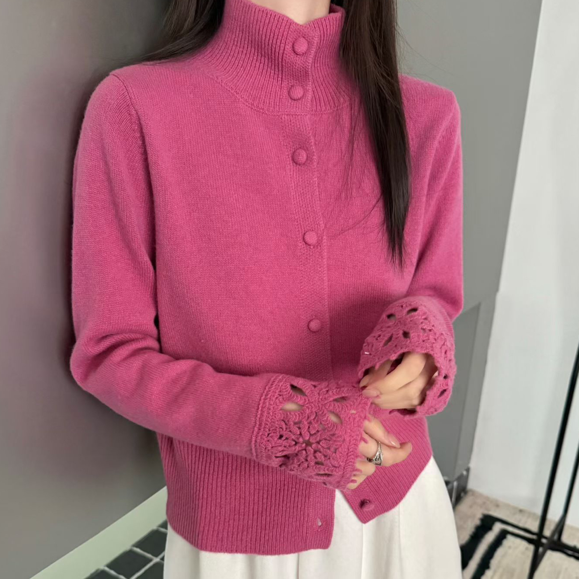 （HUIHUI）韩系重工【钩花袖口】包扣全羊毛中领开衫