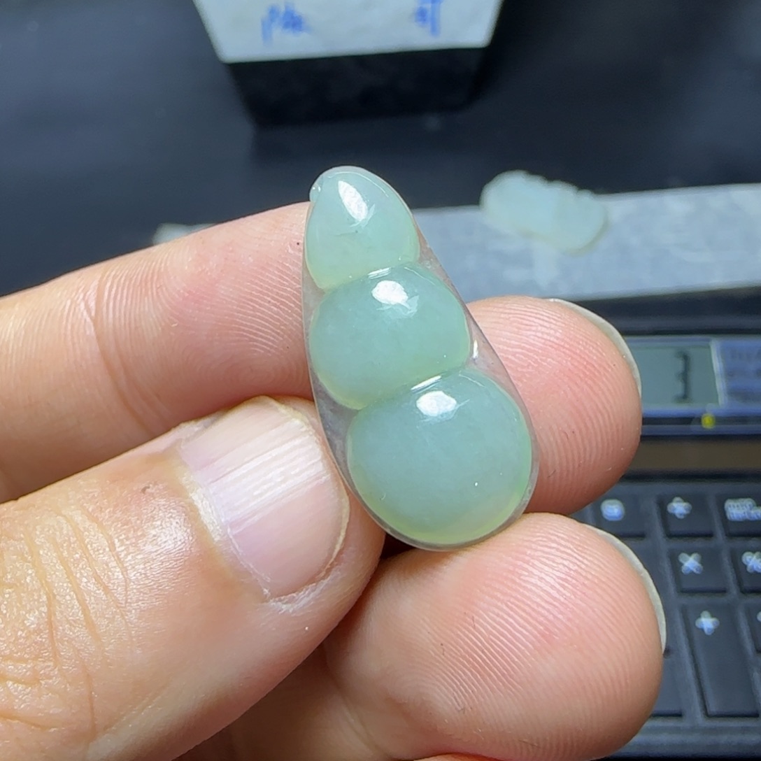 未镶嵌定制翡翠天然