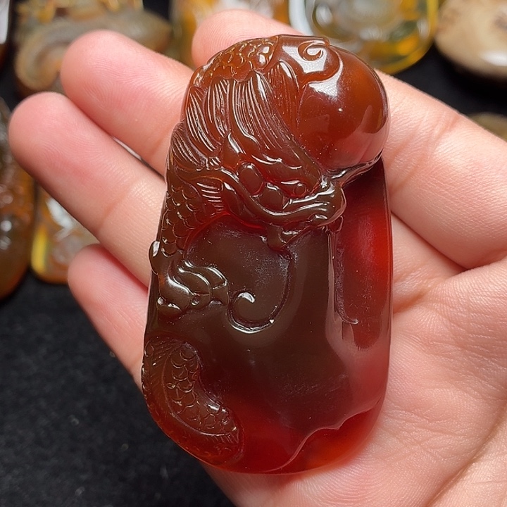 琥珀未镶嵌颈饰61