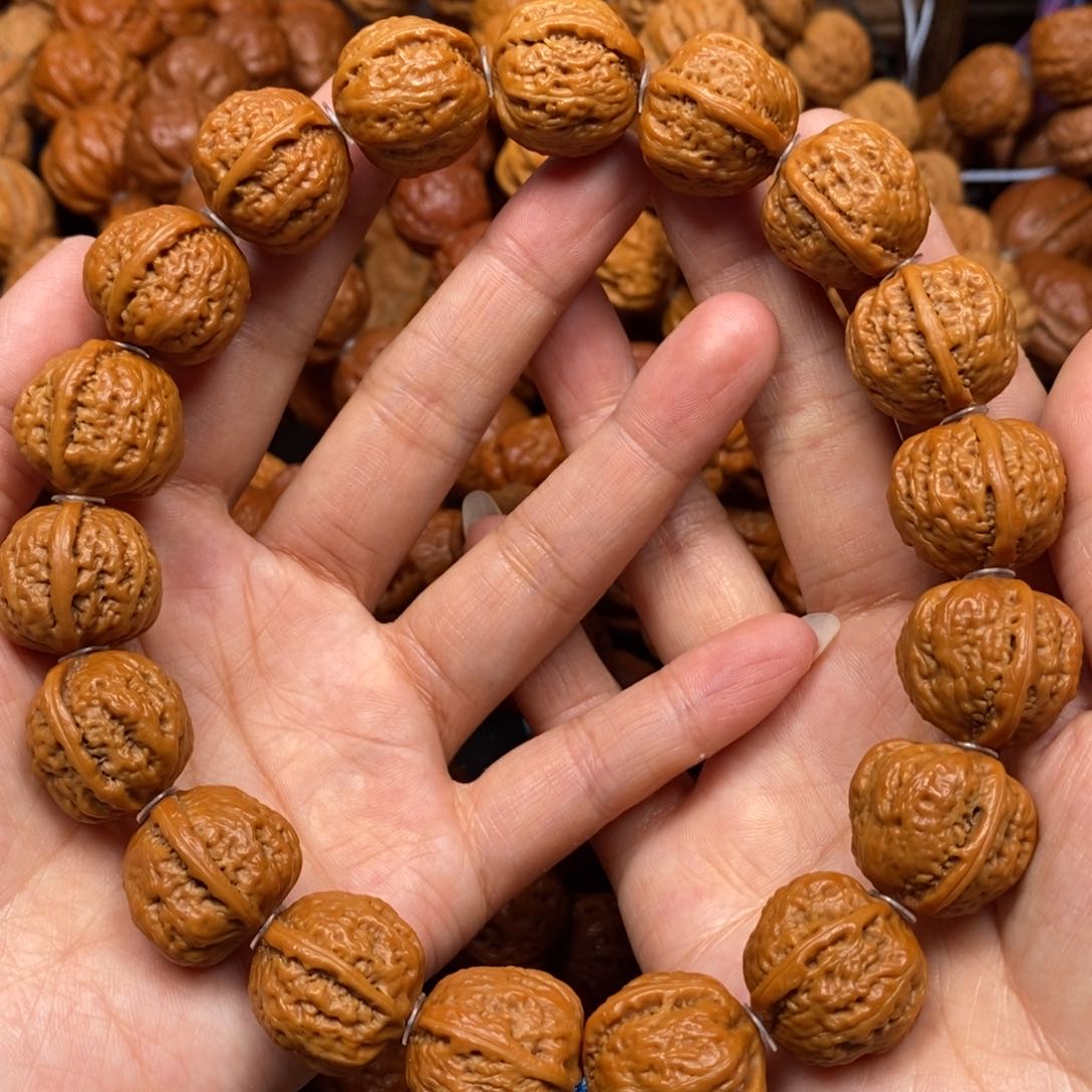 桃核手串小官帽手持